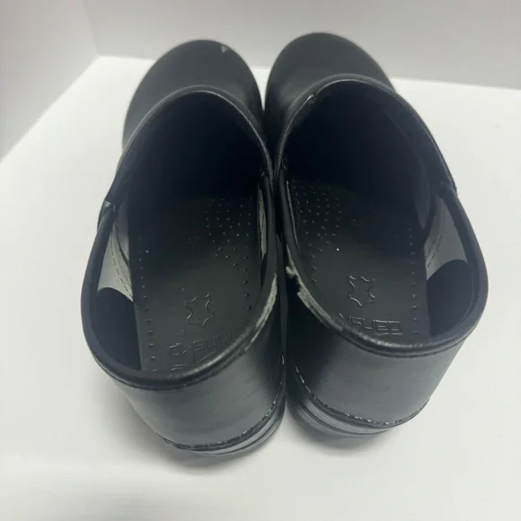 Dansko Womens XP 2.0 Clogs Black Size EU40 M US10